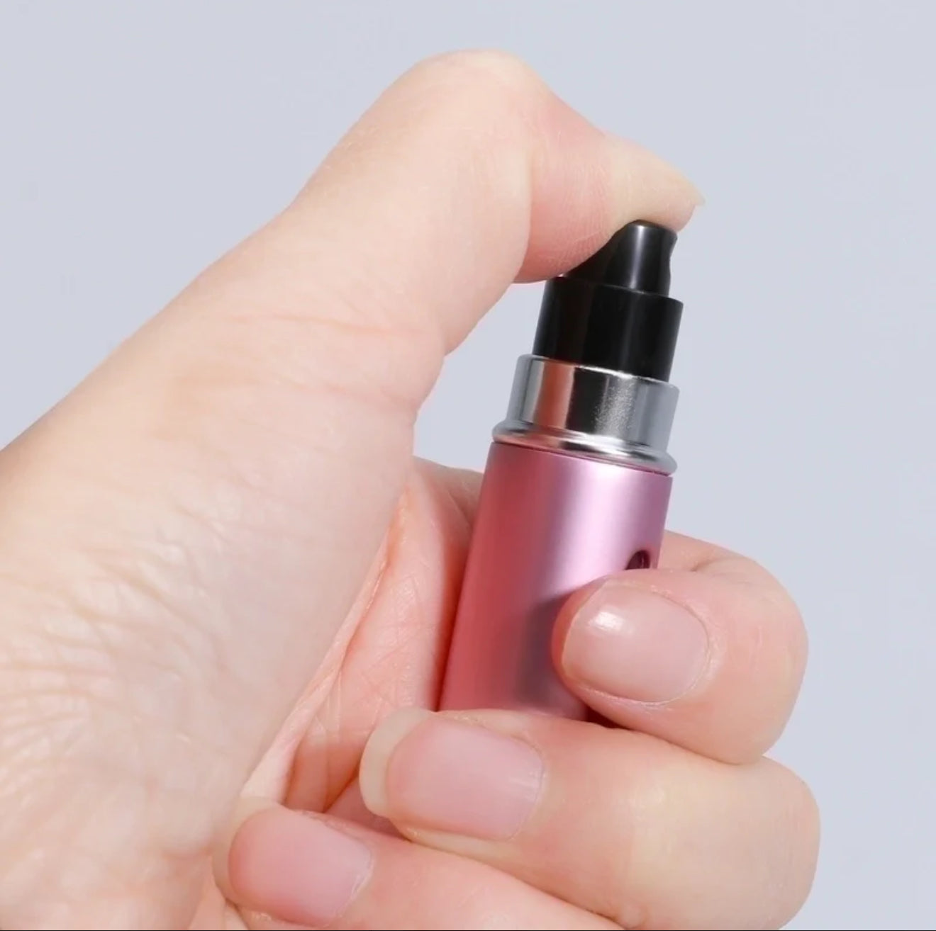 Travel Perfume Spritzer (Random Color)