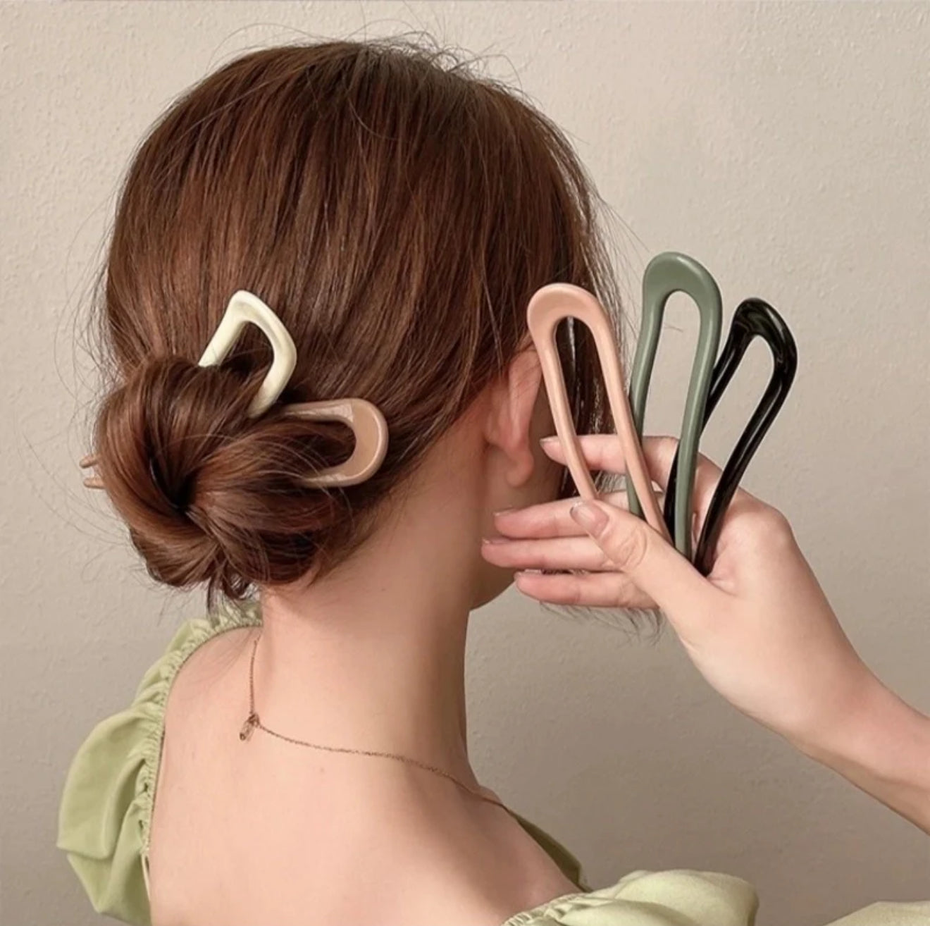 Hair (Clips and Pins)