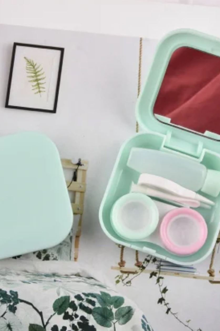 Travel - Contacts Case