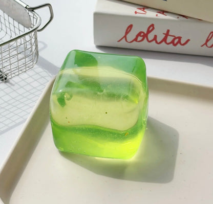 Fidget - Ice Cubes (Randomized color)